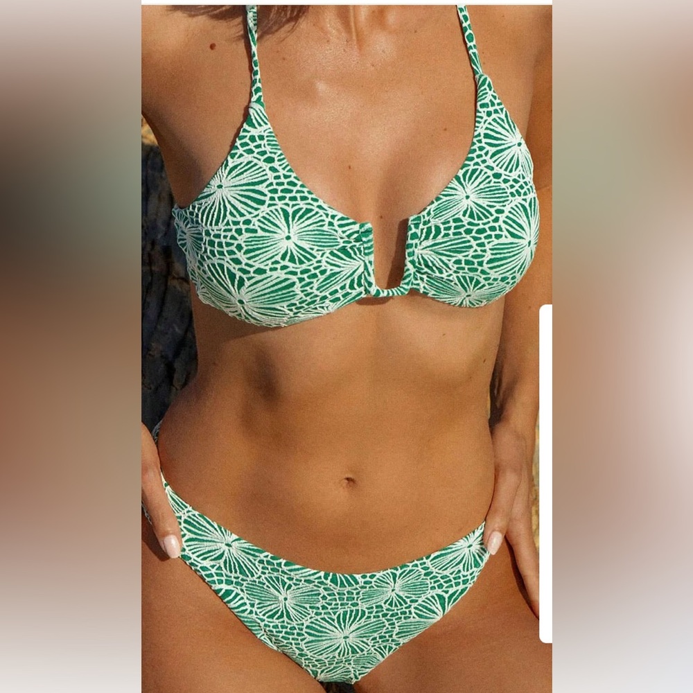 Women's Green Patterned Bikini - Small top, Medium Bottom